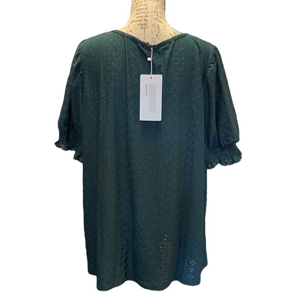 Bloomchic Green Button Detail V Neck Shirt Plus Size 22/24 - Picture 2 of 5